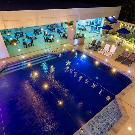 חירארדוט Hotel Deluxe Oasis De La Colina מראה חיצוני תמונה
